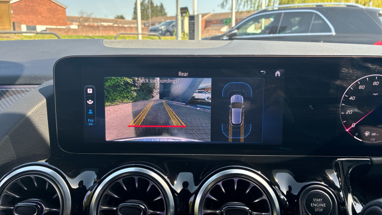 Mercedes-Benz GLA 220d 4Matic AMG Line Executive 5dr Auto Diesel Hatchback